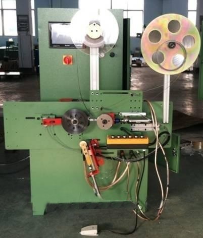 Outomatiese Spiraal Wond Pakking Winding Machine